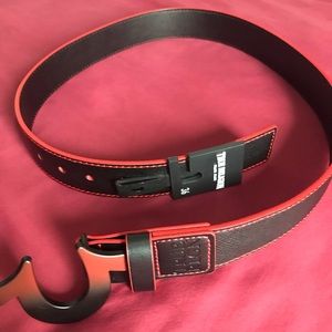 NWT mens true religion belt